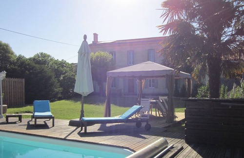 Moulis-en-Medoc House | Cottage of 1853 ideal for family and/or wine enthusiasts