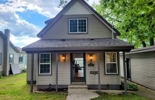 Bonita Springs Cottage | Cottage on ALL SPORTS Private Triangle Lake Howell.MI