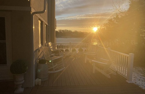 Hampton Bays Apartment | Cottage on the Bay in Hampton Bays