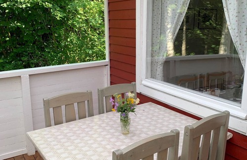 Vattern House | Cottage on the beach of Lake Vättern