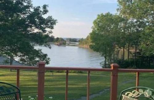 Richmond County Cottage | Cottage on the Bras D’Or Lake