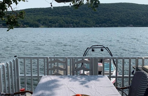 Greenwood Lake Cottage | Cottage on the Lake - Relax, Swim & Enjoy!
