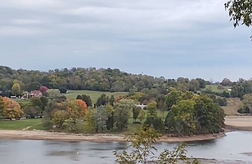 Johnson City Cottage | Cottage on the Lake