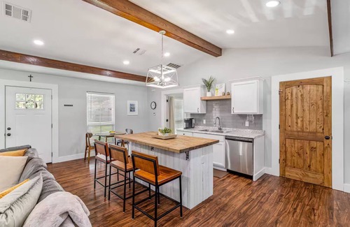 Monroe House | Cottage on the North