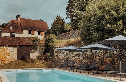 Salviac House | Cottage on the Salviac hillsides with a private pool