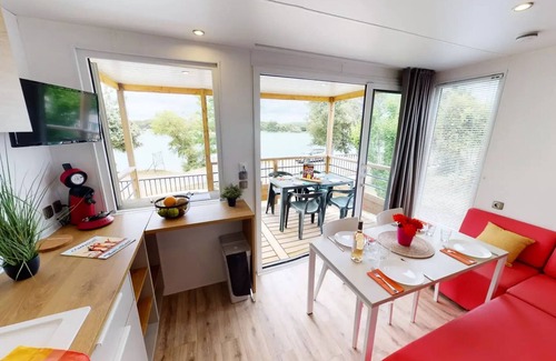 Cabrieres-dʼAigues House | Cottage Premium vue Lac - 27m² - 2 Bedrooms 4 people