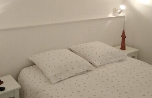 Ploemel Cottage | Cottage quietly located 500 meters from Golf Saint Laurent (18 holes)