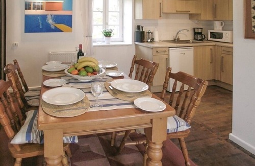 Augignac House | Cottage set in grounds of 25 acres with lake