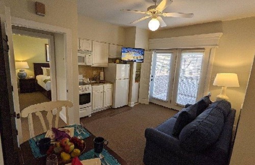 Lackey Cottage | cottage sleeps 6-10 - incluudes both 2 bedroom and 1 bedroom in unuit