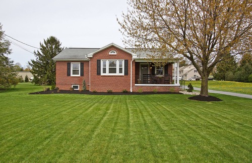 Leacock-Leola-Bareville House | Cottage Style guest house centralized in Lancaster County