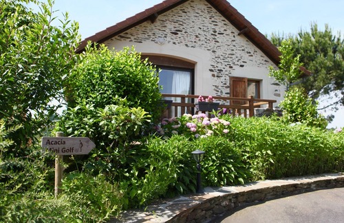 Linac Cottage | Cottage up to 6 pers. With heated indoor pool