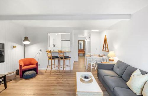 Mont-Tremblant House | Cottage Vibe Condo with Views of Mont-Tremblant