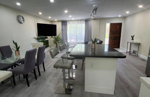 North York House | Cottage Vibes in the City