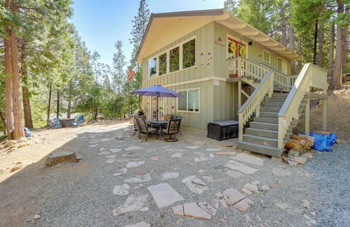 Mi-Wuk Village Cottage | Cottage w/Fire Pit & Grill in Mi-Wuk Village!