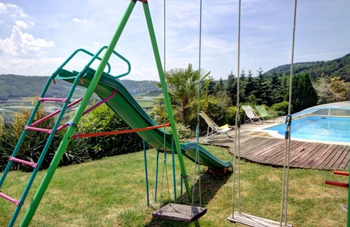 Valfleury Cottage | Cottage with Alps view, perfect for hiking