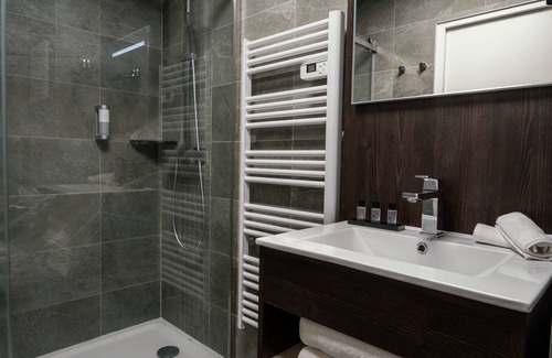 Saint-Mard Hotel | Cottages de France CDG