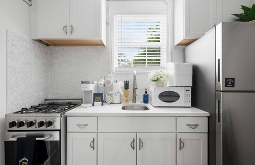 North Charleston Apartment | Cottages In The Park Studio 2: Chic Retreat!