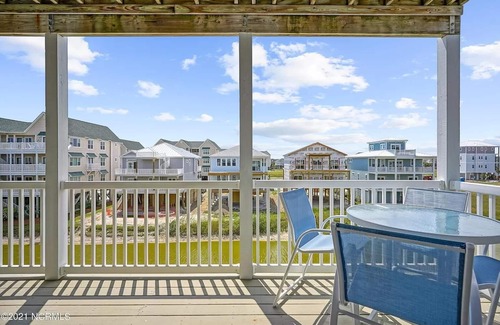 Ocean Isle Beach Villa | CottageVacations4u "7 Day Weekend" 200 YDS to beach-pool club-tennis-pickleball-basketball courts