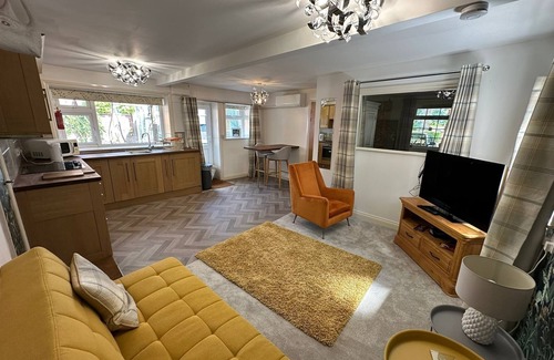 Cottingham Apartment | CottinghamDetachedProp/KingBed/Tv/Wifi