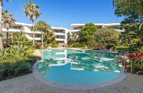 Casuarina House | Cotton Beach on the Pool 66