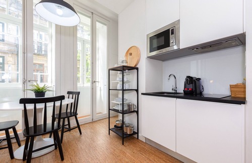 Centro / Baixa Apartment | Cotton Cozy Nightlife Studio