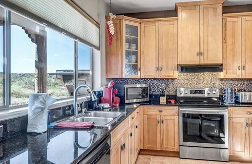 Cottonwood House | Cottonwood Siesta Ridge View + Close to Charming Downtown, Jerome & Sedona!