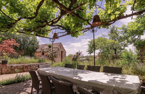 Les Eyzies Villa | Country House in Dordogne near Lascaux Cave