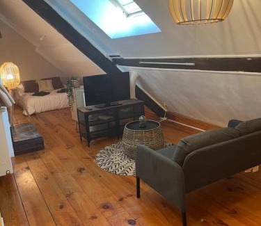 Chalon-sur-Saone Bed & Breakfast | Couette et Tartine