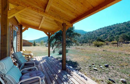 South Fork House | Cougar Canyon Main and Bunk