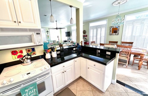 Cassine Village House | COUNT YOUR BLESSINGS! and "Feed your soul". Steps from the water's edge.