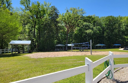 Bronson House | Country acre of quiet, calm, safe retreat. Near Devils Den Prehistoric Spring