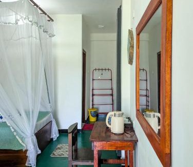 Ella Bed & Breakfast | Country Cabin Ella