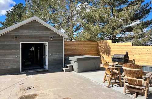 Edson Cabin | Country Cabin with all the essentials