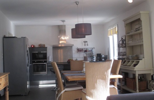 Generville House | Country charm and comfort