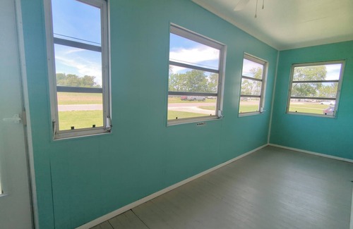 Fremont House | Country Charm on the Sandusky: Live Music Nearby