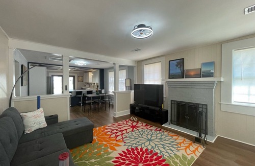 Brunswick House | Country Charm with Coastal Winds