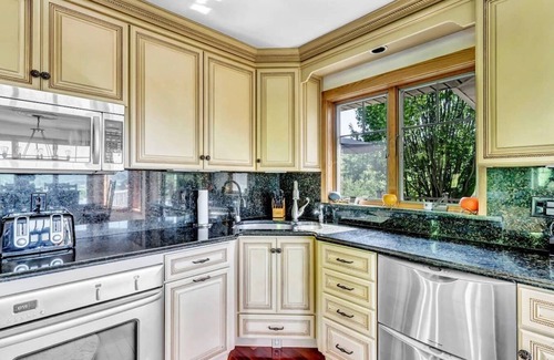 Ellicottville Villa | Country Chateau’ Hot Tub Incredible Views 15 Acres
