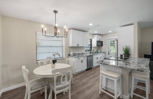 Stuart Villa | Country Club Haven: 3-Mth Villa in Waterfront Community, Pet-Friendly
