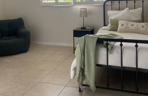 Biggar House | Country Club Pool Home overlooking the Golf Course -dog friendly