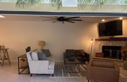 Biggar House | Country Club Pool Home overlooking the Golf Course -dog friendly
