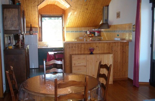La Salvetat-Peyrales House | Country cottage for 5-6 people, quiet location
