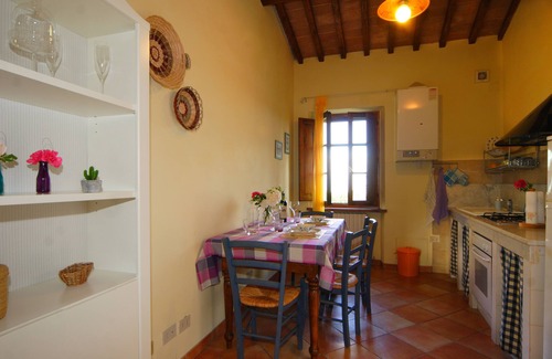San Gimignano House | Country cottage with view - Le Rondini apt