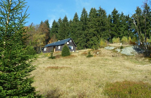 Klingenthal House | Country cottage with fireplace, sauna, washing machine. SAT-TV, shower, 2 WC, to 6 persons, walking Ski