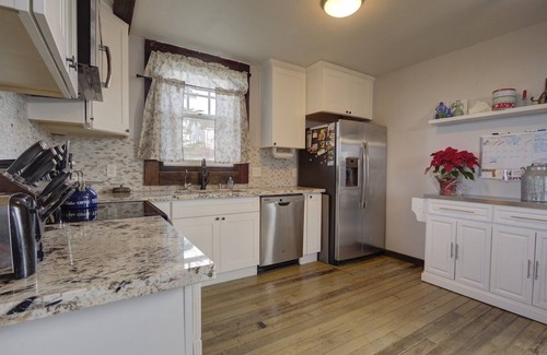 Davis Cottage | Country Cottage With View Close To UC Davis