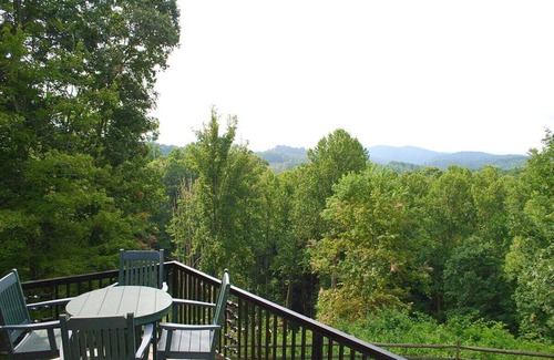Scottville House | Country Elegance - Piney Creek, NC