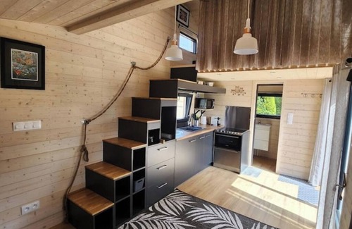 Collonges-les-Premieres Ski Chalet | Country cottage near Dijon