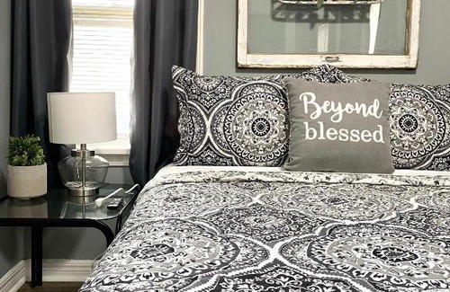 Amarillo House | Country Getaway Perfectly Located off I-40