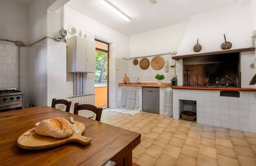 Chianni Other | Country House/Farm House in Chianni with 6 bedrooms sleeps 12