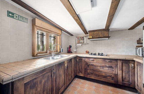 Pilar de la Horadada Villa | Country House 'Cambiardeaires Rural Piedra' with Mountain View, Wi-Fi and Air Conditioning