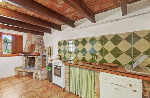 San Martin Sarroca House | Country Home 'Cal Tuyà' with Private Pool, Terrace and Garden